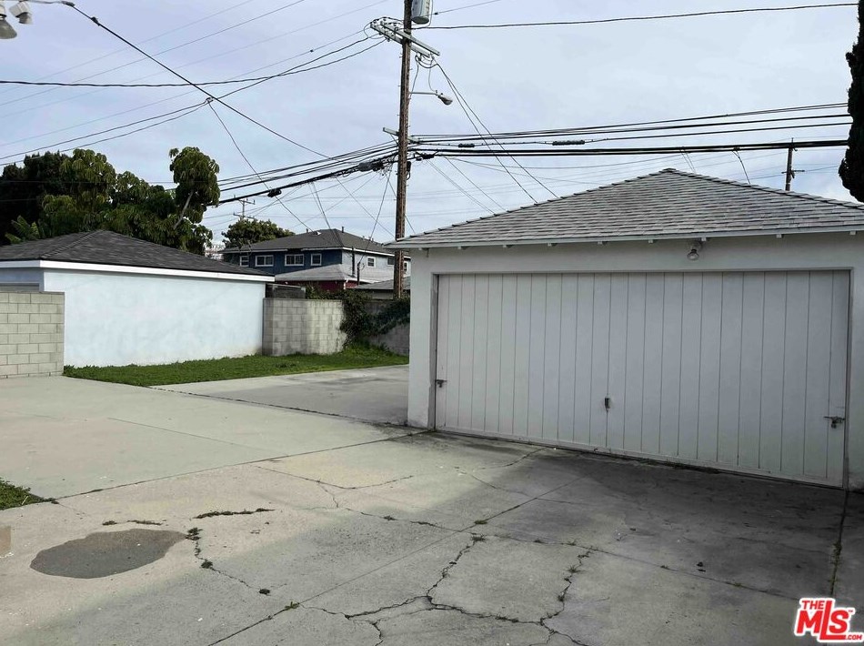 11840 Juniette St, Los Angeles CA  90230-6228 exterior