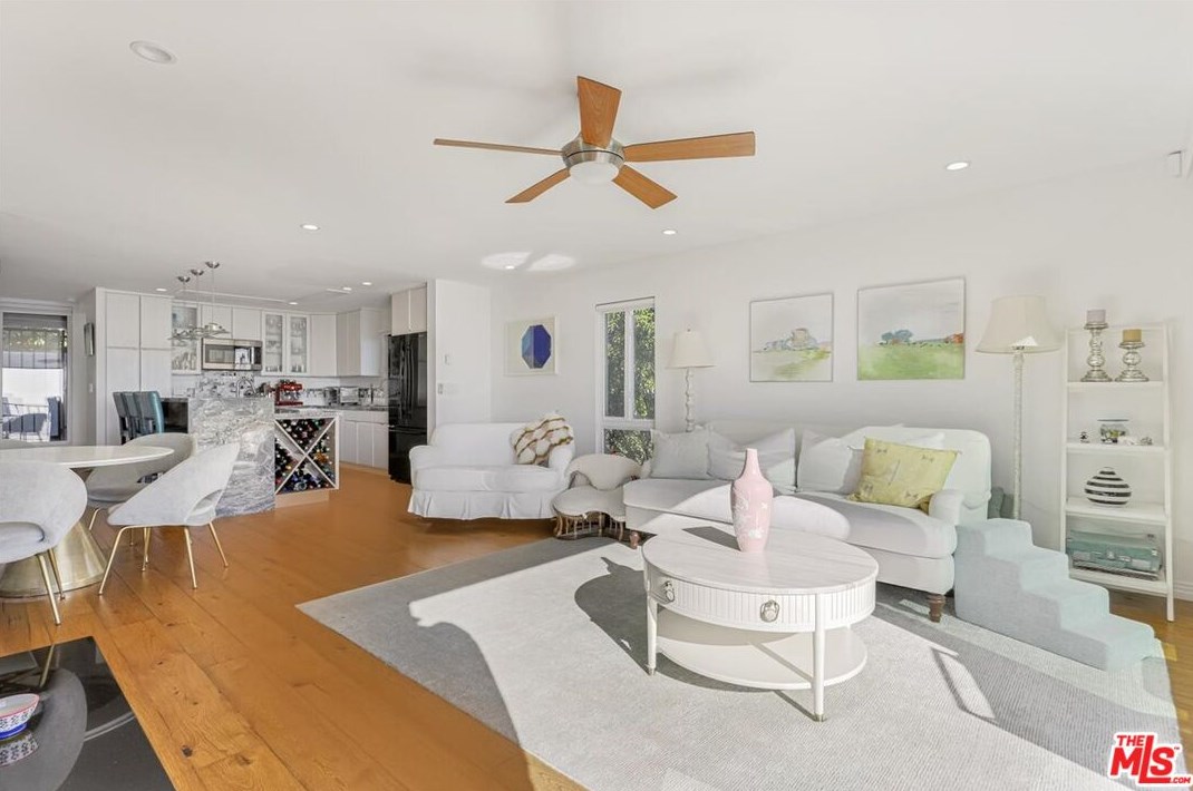 29660 Zuma Bay Way, Malibu CA  90265-4149 exterior