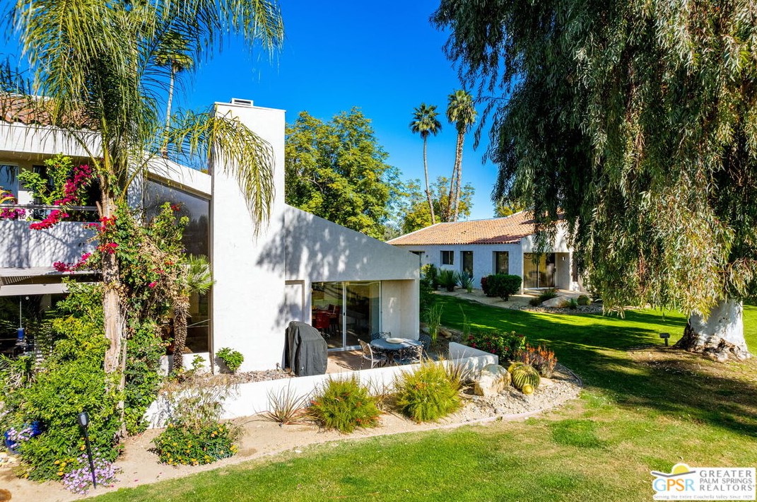 35078 Mission Hills Dr, Rancho Mirage CA  92270-1325 exterior