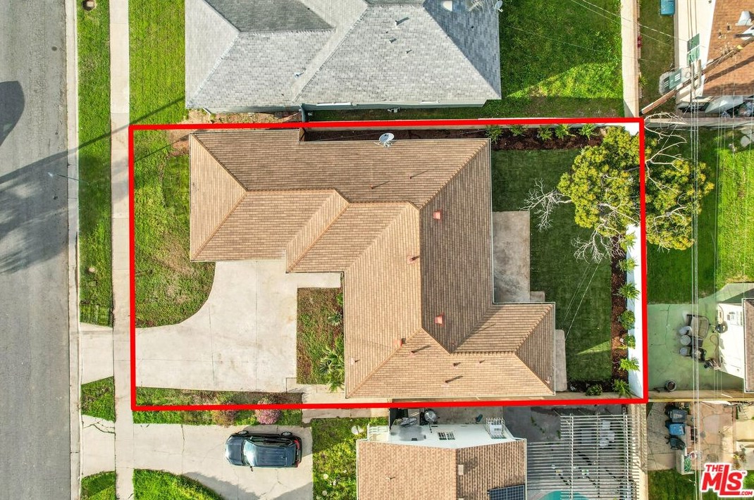 13116 Purche Ave, Gardena CA  90249-1643 exterior