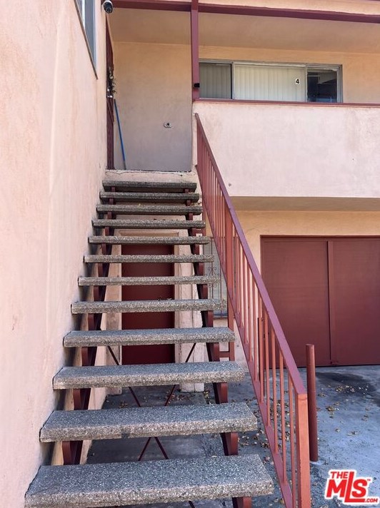 1030 94 St, Los Angeles CA  90044-3256 exterior