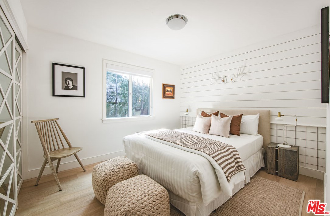 3609 Gramercy Pl, Los Angeles CA  90018-4302 exterior