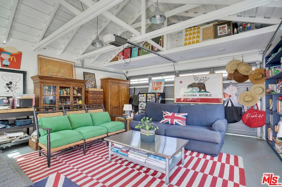 2844 Overland Ave, Los Angeles CA  90064-4218 exterior