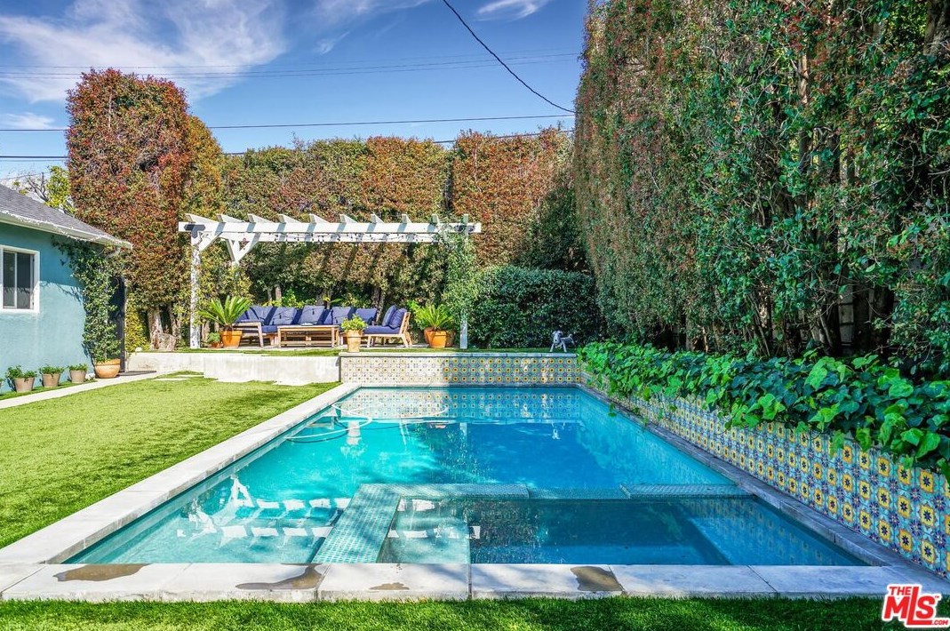 2844 Overland Ave, Los Angeles CA  90064-4218 exterior