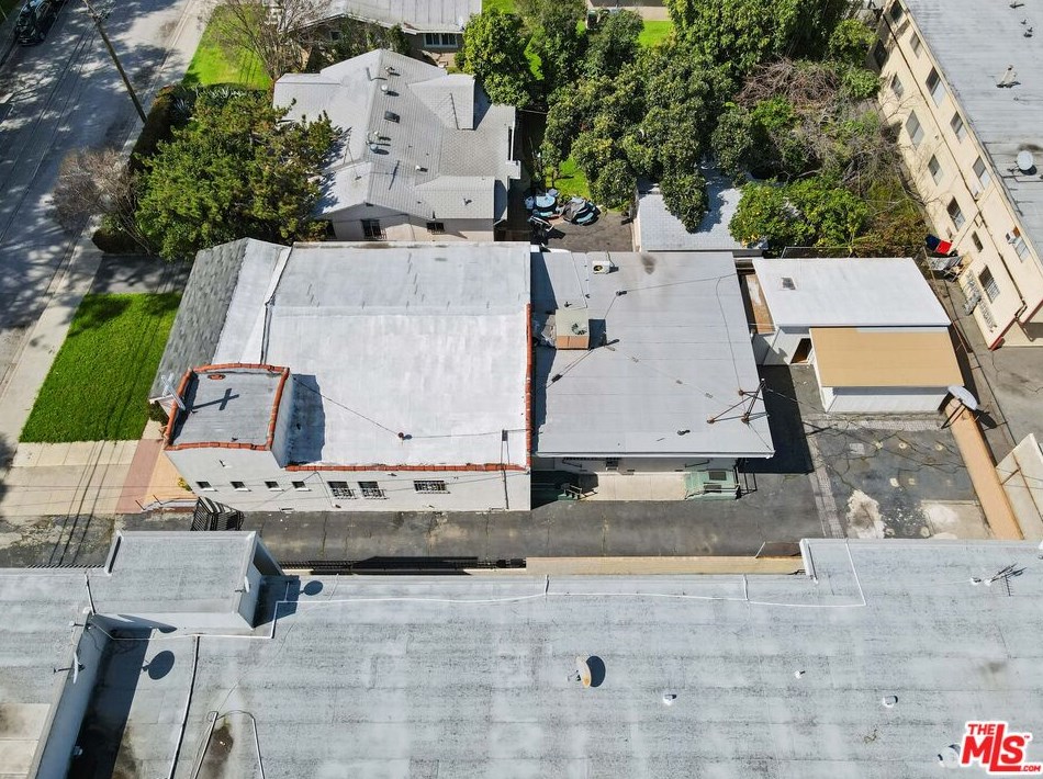 317 Palmer Ave, Glendale CA  91204-3206 exterior