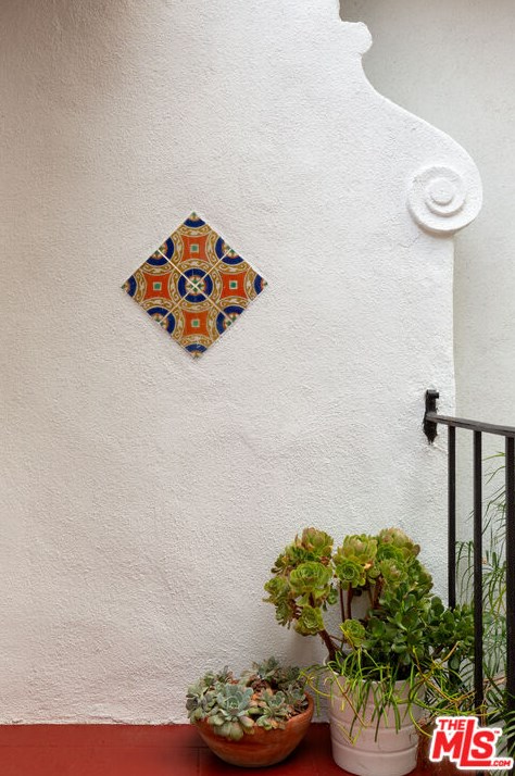 708 Cedar St, Glendale CA  91205-1807 exterior