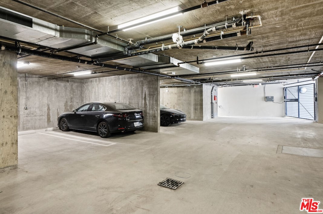 812 Huntley Ave, Los Angeles CA  exterior