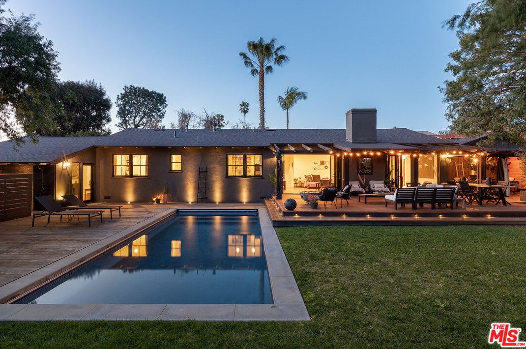 10684 Cranks Rd, Los Angeles CA  90230-5429 exterior