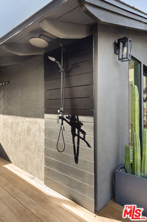 10684 Cranks Rd, Los Angeles CA  90230-5429 exterior
