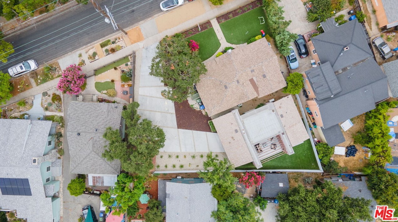 6538 Meridian St, Los Angeles CA  90042-2939 exterior