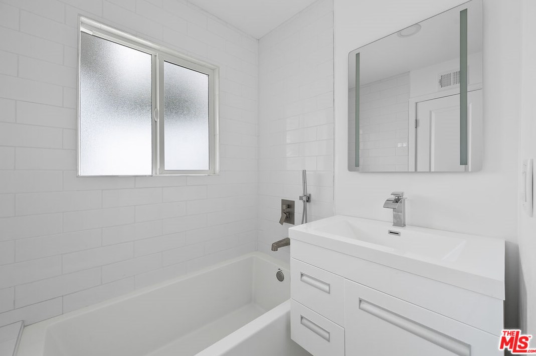 316 Shields Dr, Anaheim CA exterior