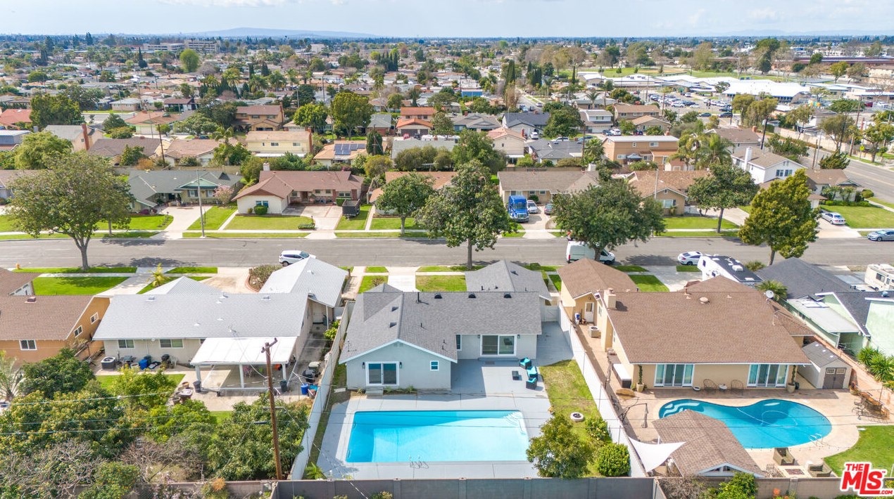 316 Shields Dr, Anaheim CA exterior