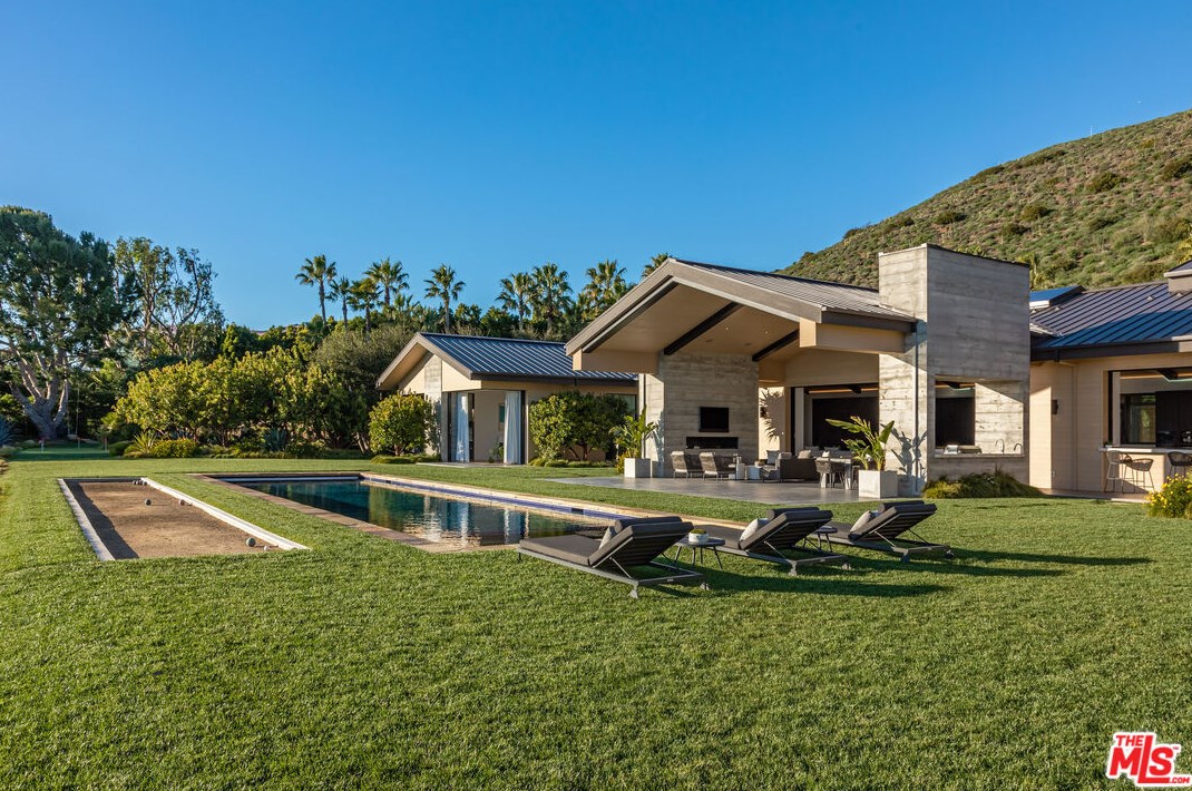 11865 Ellice St, Malibu CA  exterior