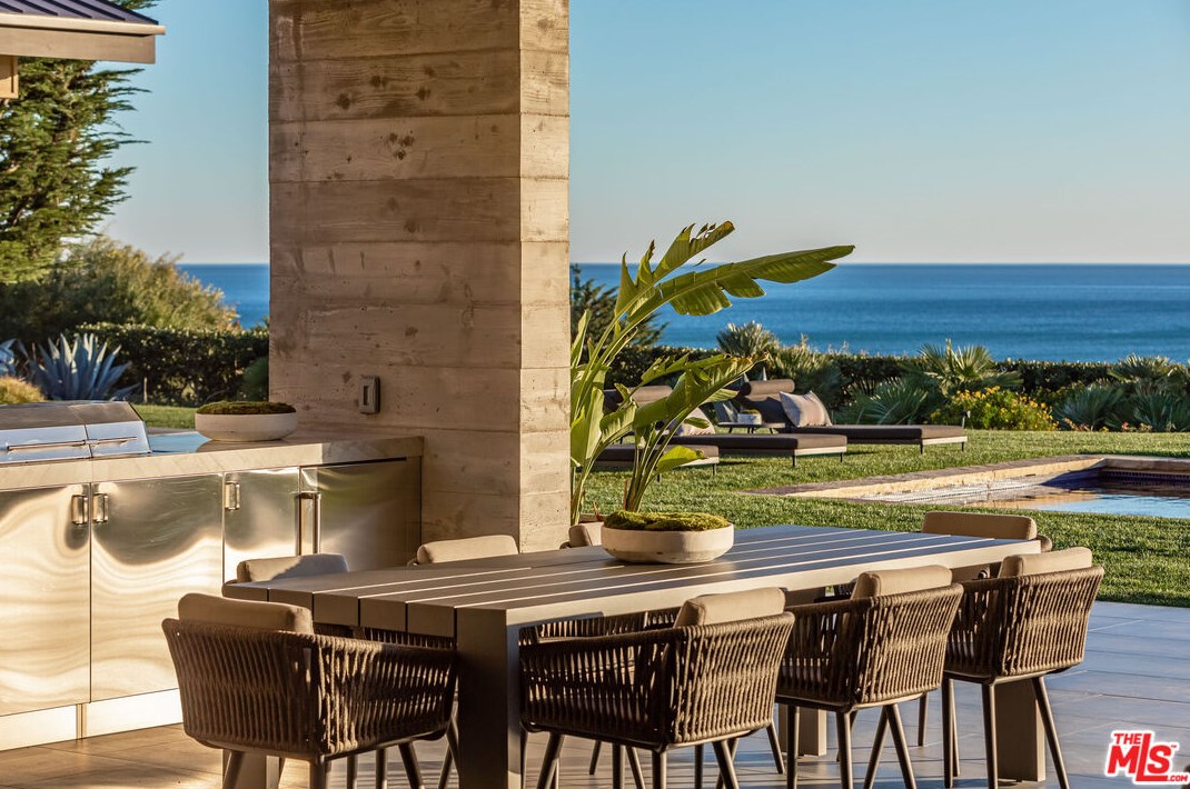 11865 Ellice St, Malibu CA  exterior
