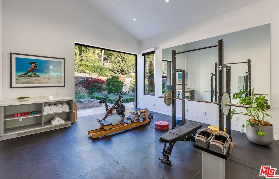 11865 Ellice St, Malibu CA  exterior