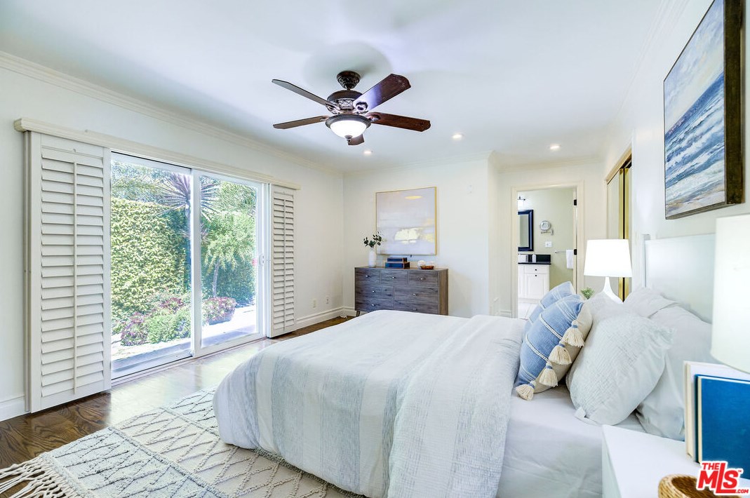 12115 Alberta Dr, Los Angeles CA  90230-5903 exterior