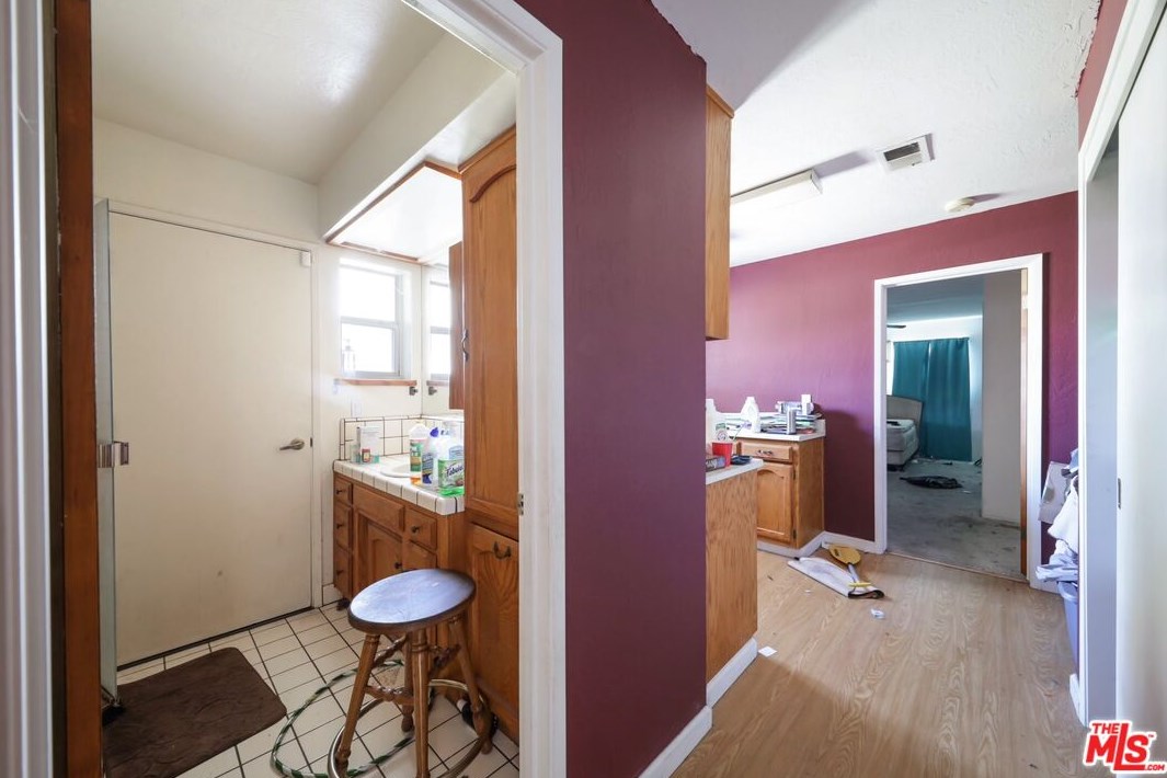 11100 Dee Dee Ct, Bakersfield CA  93312-3204 exterior