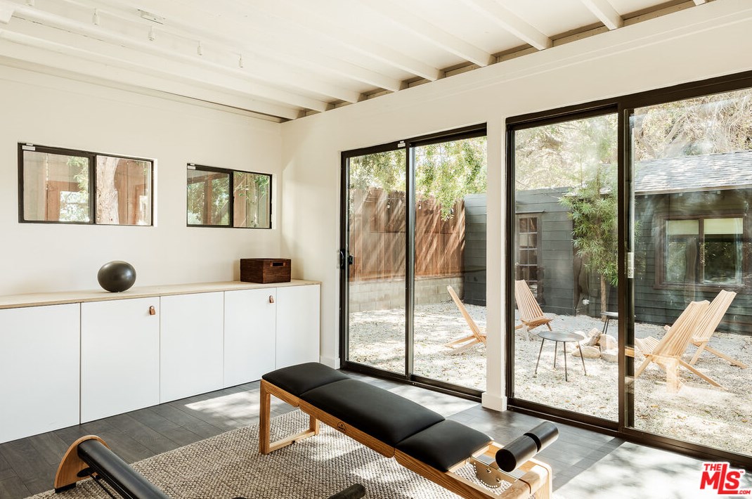 5074 Glen Iris Ave, Los Angeles CA  90041-2049 exterior