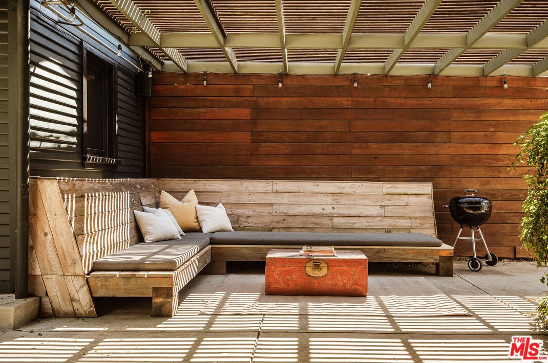5074 Glen Iris Ave, Los Angeles CA  90041-2049 exterior