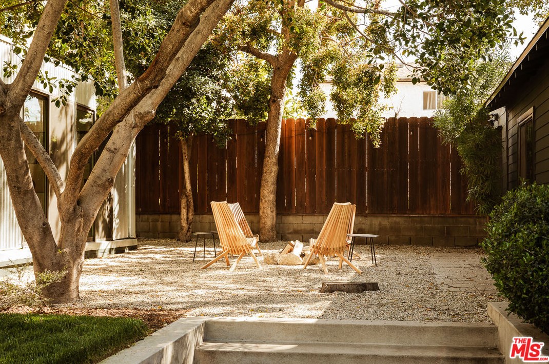 5074 Glen Iris Ave, Los Angeles CA  90041-2049 exterior