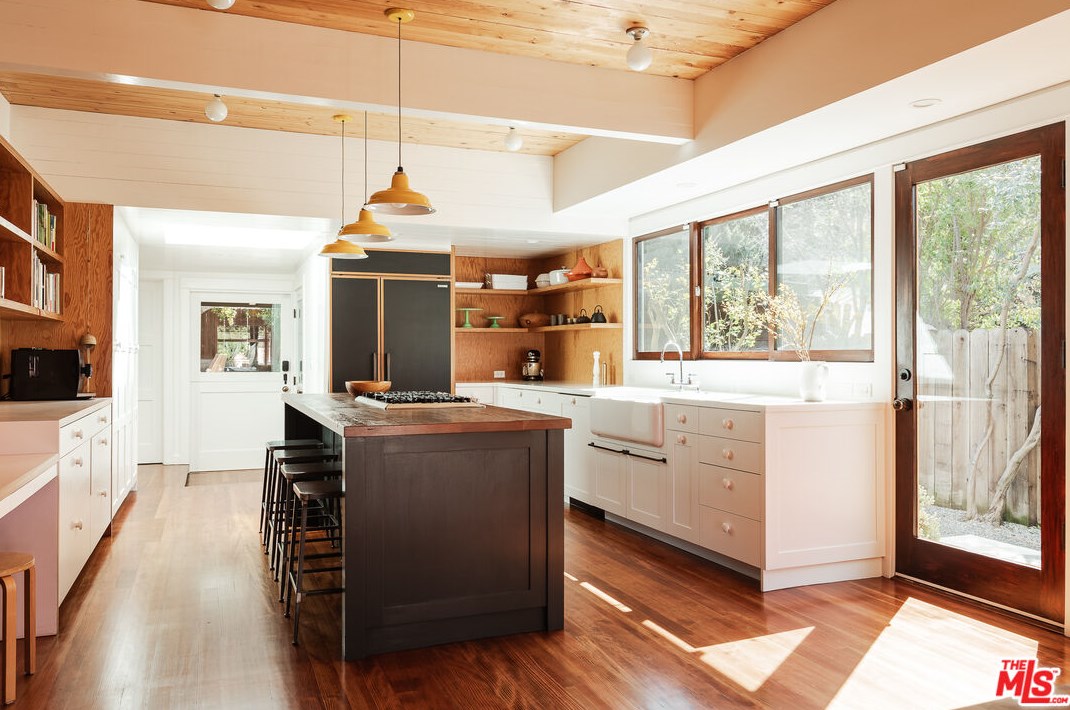 5074 Glen Iris Ave, Los Angeles CA  90041-2049 exterior