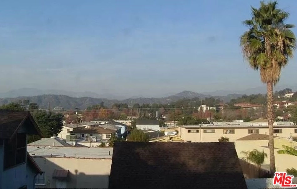1418 Hazelwood Ave, Los Angeles CA  90041-3315 exterior
