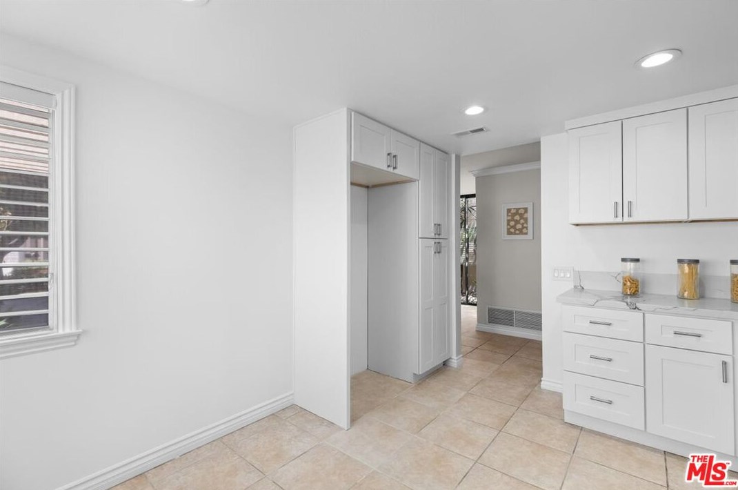 440 Pinehurst Ct, Fullerton CA  92835-2734 exterior