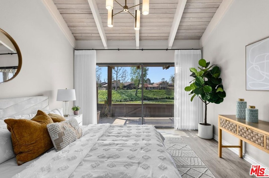 440 Pinehurst Ct, Fullerton CA  92835-2734 exterior