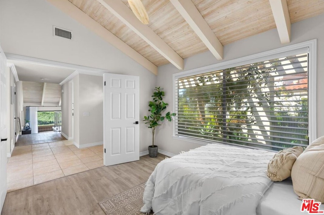 440 Pinehurst Ct, Fullerton CA  92835-2734 exterior