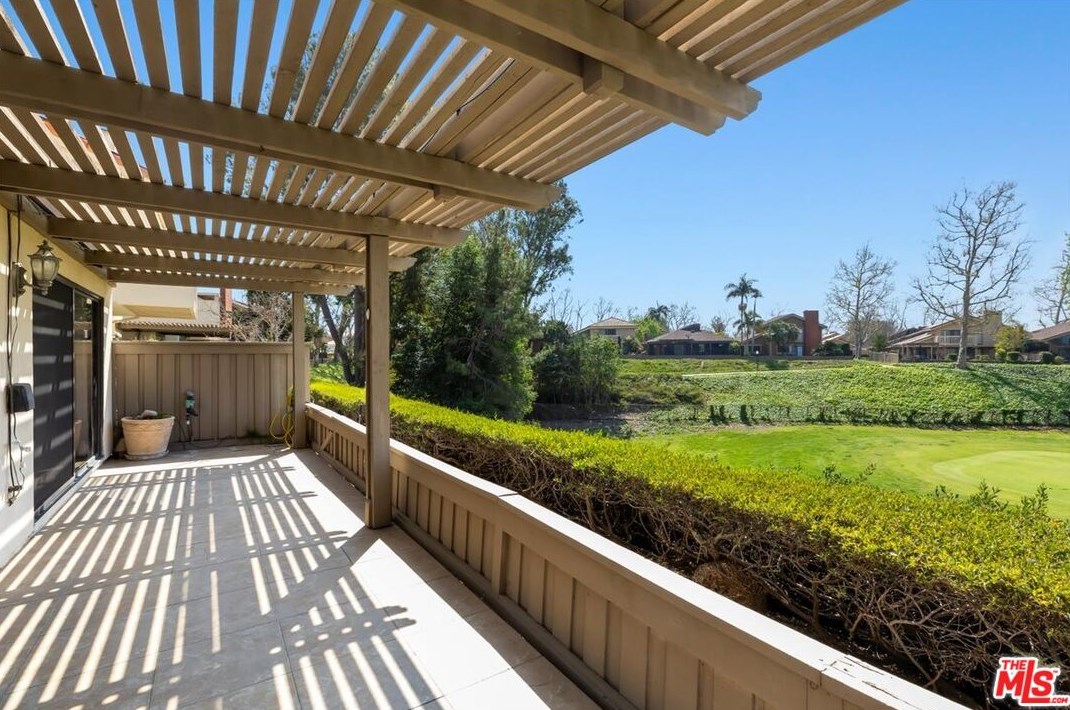 440 Pinehurst Ct, Fullerton CA  92835-2734 exterior