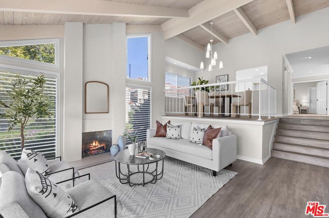 440 Pinehurst Ct, Fullerton CA  92835-2734 exterior