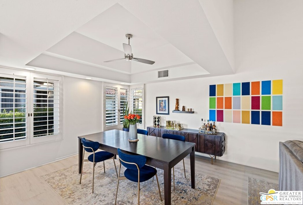 68 Tennis Club Dr, Rancho Mirage CA  92270-2572 exterior