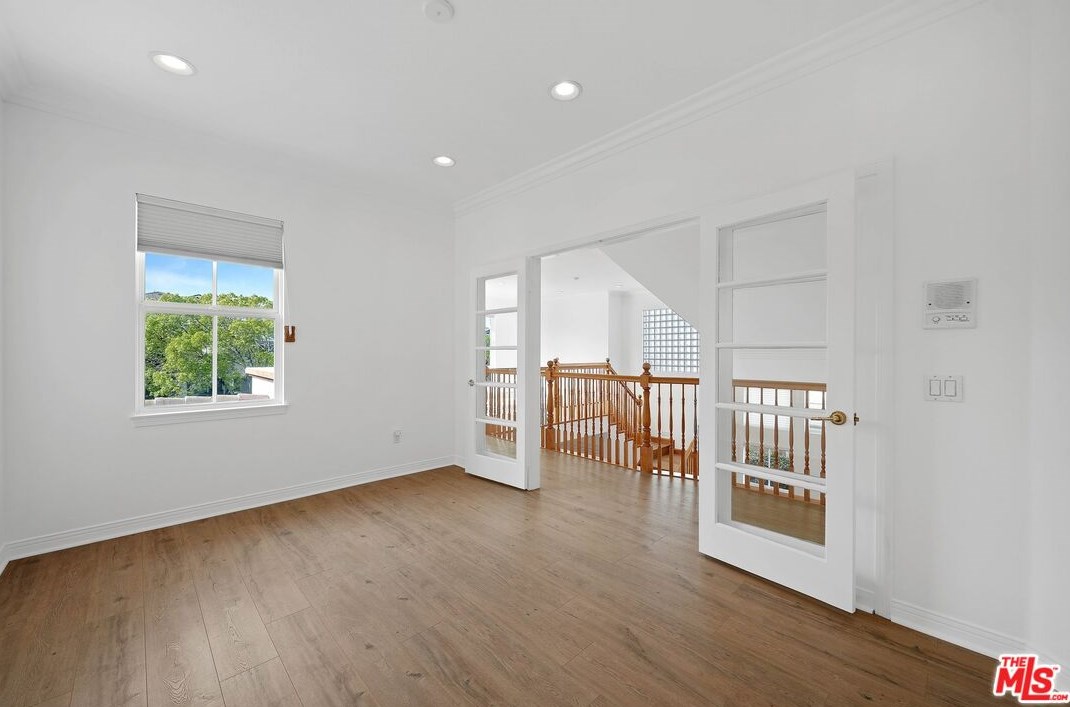 1575 Applefield St, Thousand Oaks CA  91320-5996 exterior