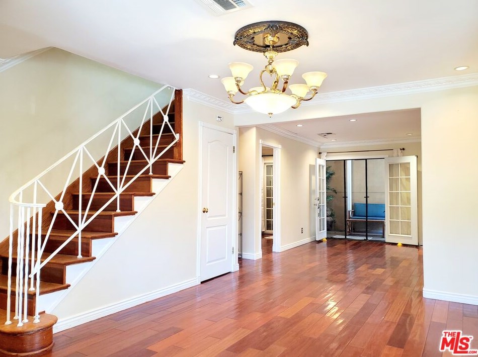 10436 Cheviot Dr, Los Angeles CA  90064-4408 exterior