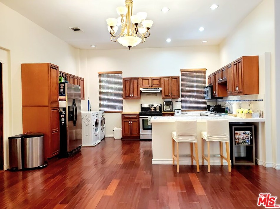 10436 Cheviot Dr, Los Angeles CA  90064-4408 exterior