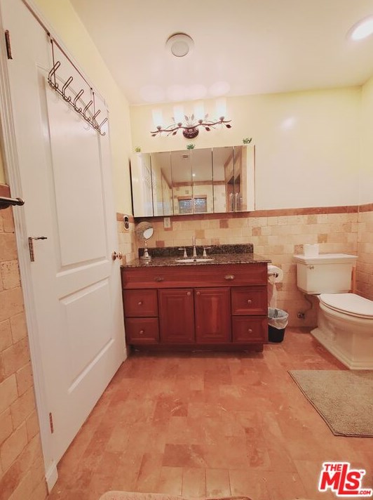 10436 Cheviot Dr, Los Angeles CA  90064-4408 exterior
