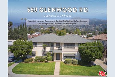 559 Glenwood Rd - Photo 1