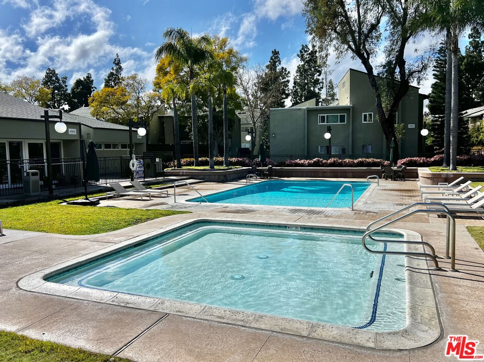 4812 Hollow Corner Rd, Los Angeles CA  90230-7520 exterior