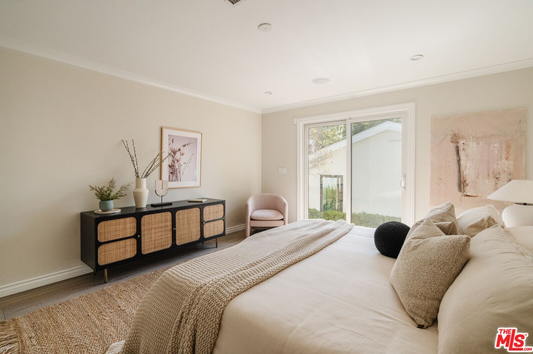 2901 Glendon Ave, Los Angeles CA  90064-4103 exterior