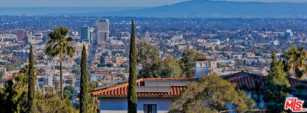 2191 Ponet Dr, Los Angeles CA  90068-3645 exterior