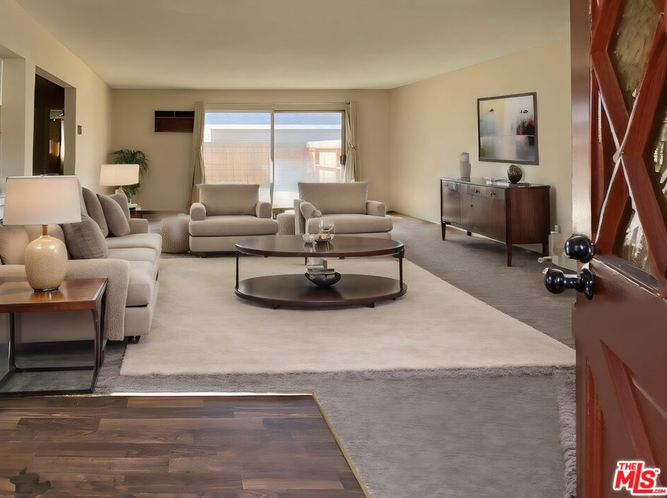 545 E Hillsdale St #b, Inglewood, CA 90302
