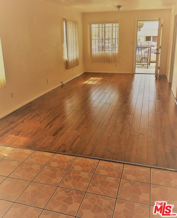 725 83rd St, Los Angeles CA  90003-2909 exterior