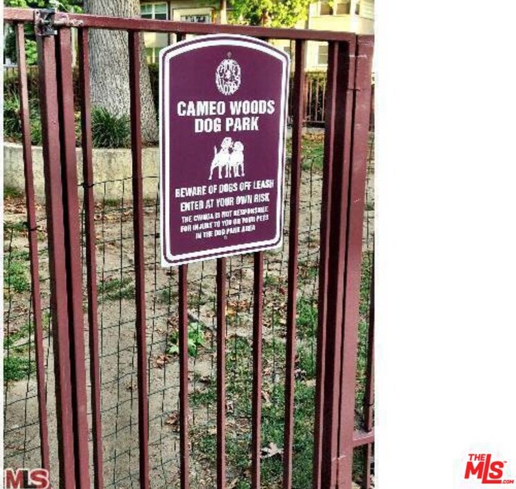 3610 Kalsman Dr, Los Angeles CA  90016-4425 exterior