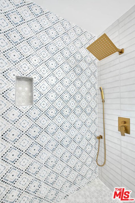 12023 Belhaven St, Los Angeles CA  90059-2832 exterior