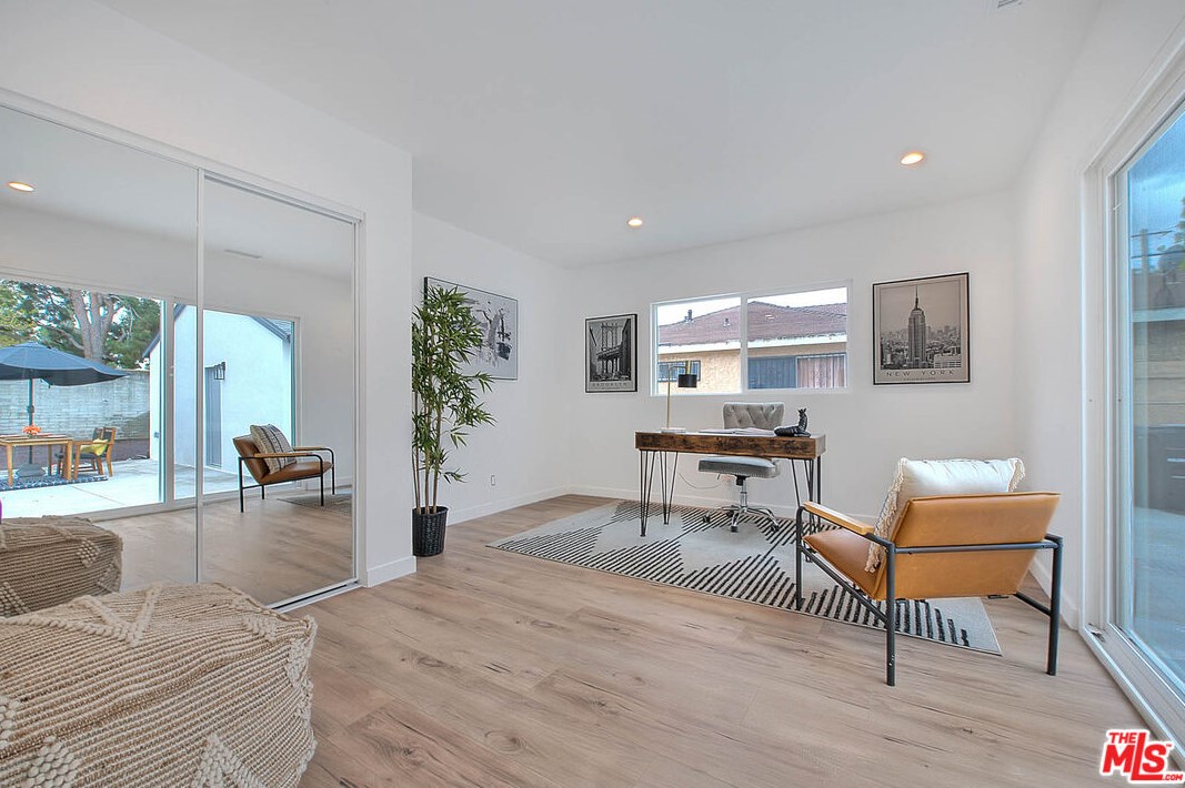 12023 Belhaven St, Los Angeles CA  90059-2832 exterior