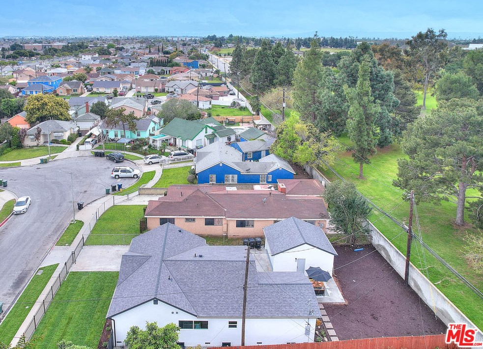 12023 Belhaven St, Los Angeles CA  90059-2832 exterior