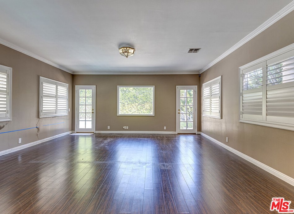 128 Anita Ave, Los Angeles CA  90049-3806 exterior