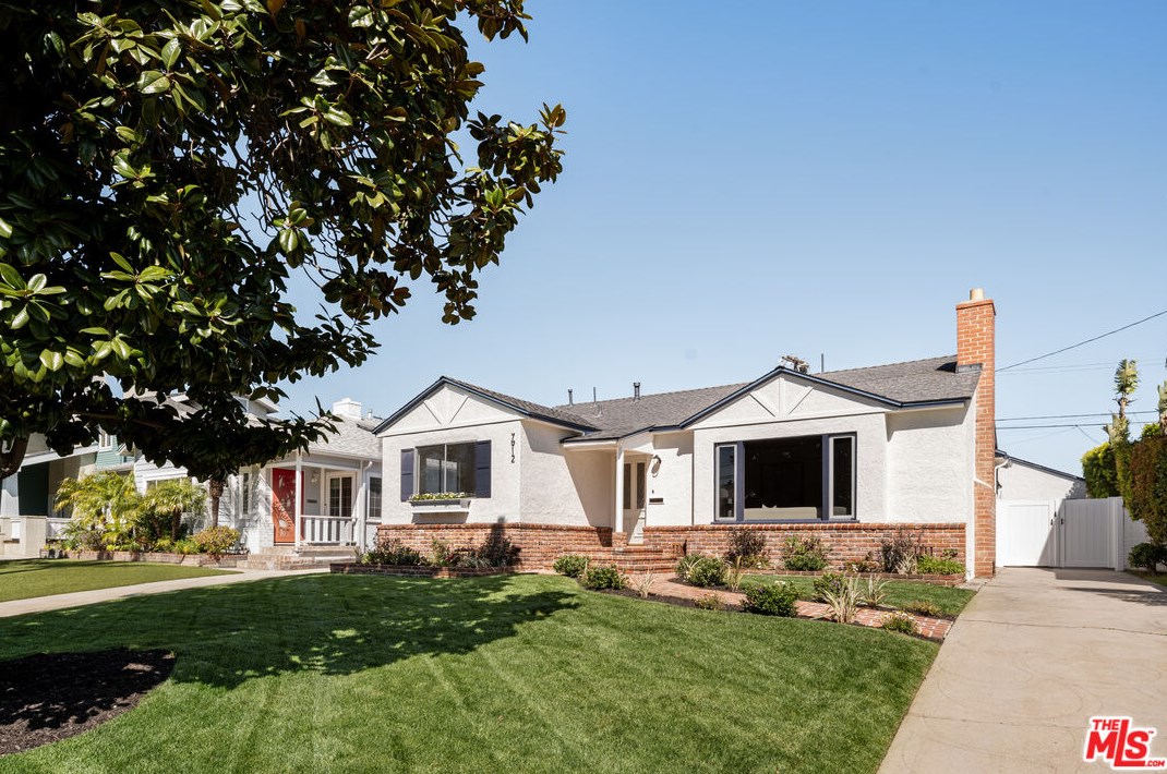 7912 Mcconnell Ave, Los Angeles CA  90045-1046 exterior