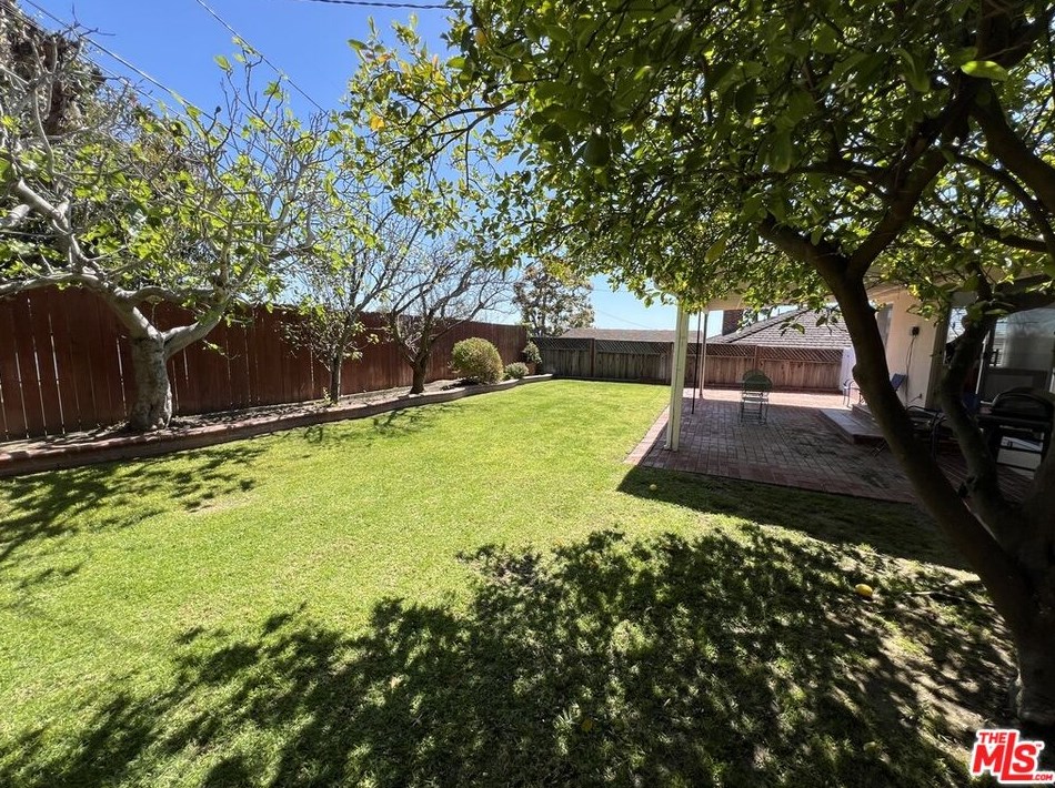 10746 Cranks Rd, Los Angeles CA  90230-5481 exterior