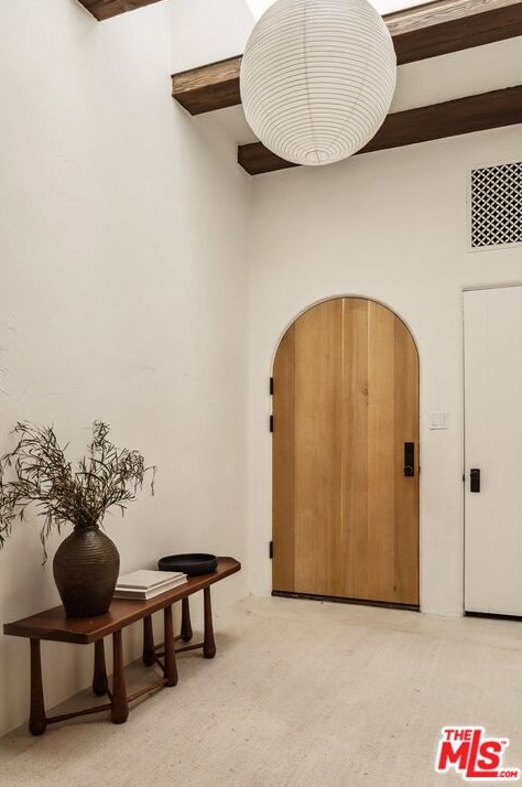 3656 Lowry Rd, Los Angeles CA  90027-1436 exterior